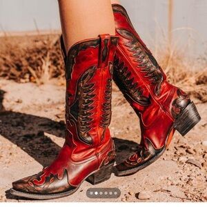 Freebird Willie Red and Black Western Boots